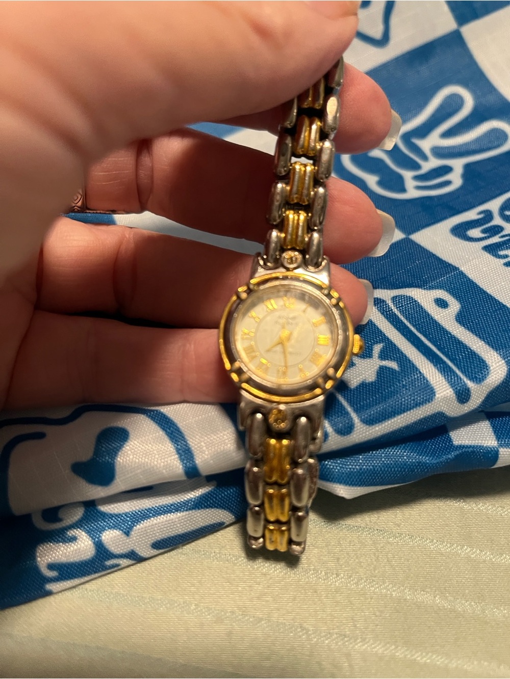 Mixed-Metal and Leather Watch Collection includes Seiko and Juicy Couture - Picture 7 of 7